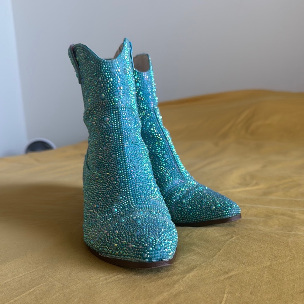 Betsey Johnson Diva Turquoise Rhinestone Crystal Glitter Ankle Cowboy Boots 6.5 - Picture 4 of 12